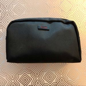 TUMI, New Small Toiletry Bag, no Tags